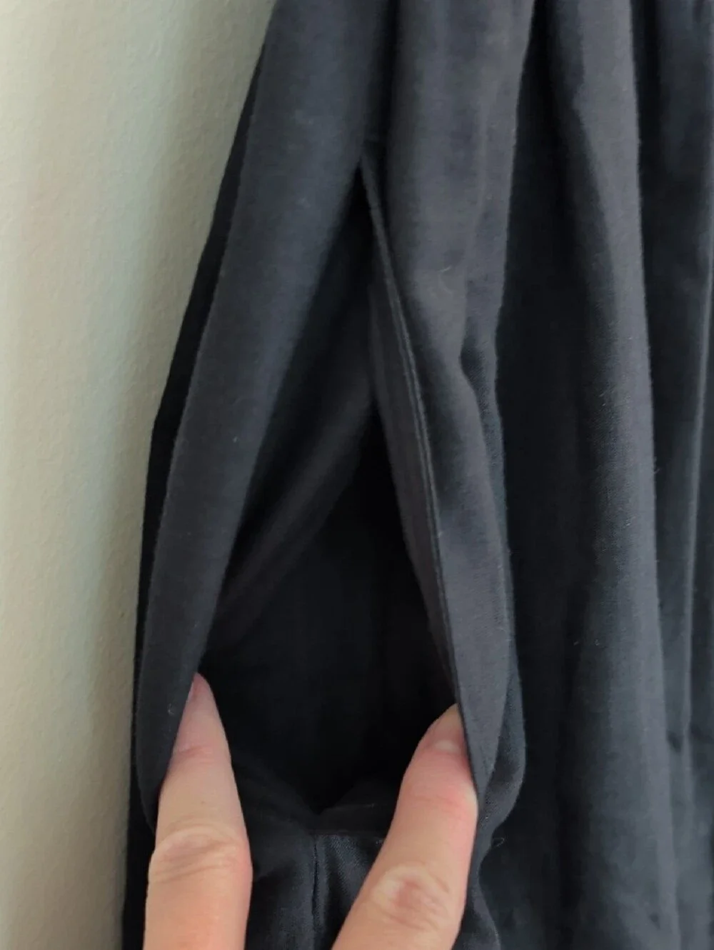 NWT Abercrombie & Fitch Black Ruffle-Trim Maxi Dress Petite Small